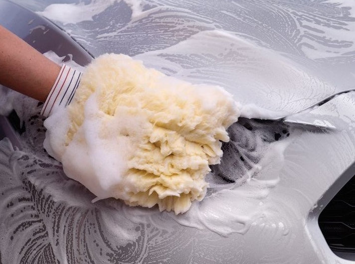 Cream-colored microfiber wash mitt with rich foam for effective car cleaning in automotive tools and accessories under $50 collection